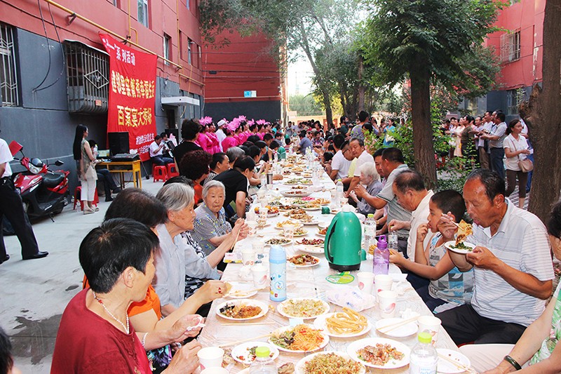 乌苏市社区邻里节.jpg