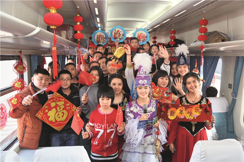 第三张T302列车春节联欢_副本.jpg