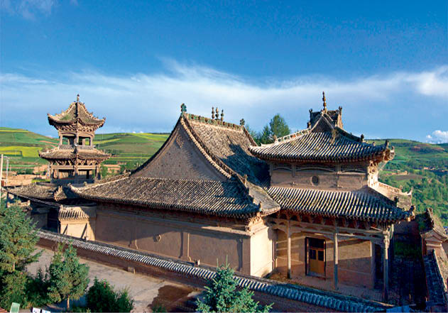 洪水泉清真寺_海东市委统战部供图.jpg